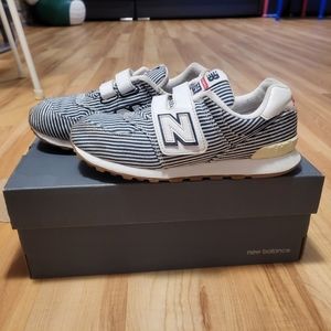 New Balance 574 Big Kids Navy-White Strip Nautical Design exclusive to JCrew Kid